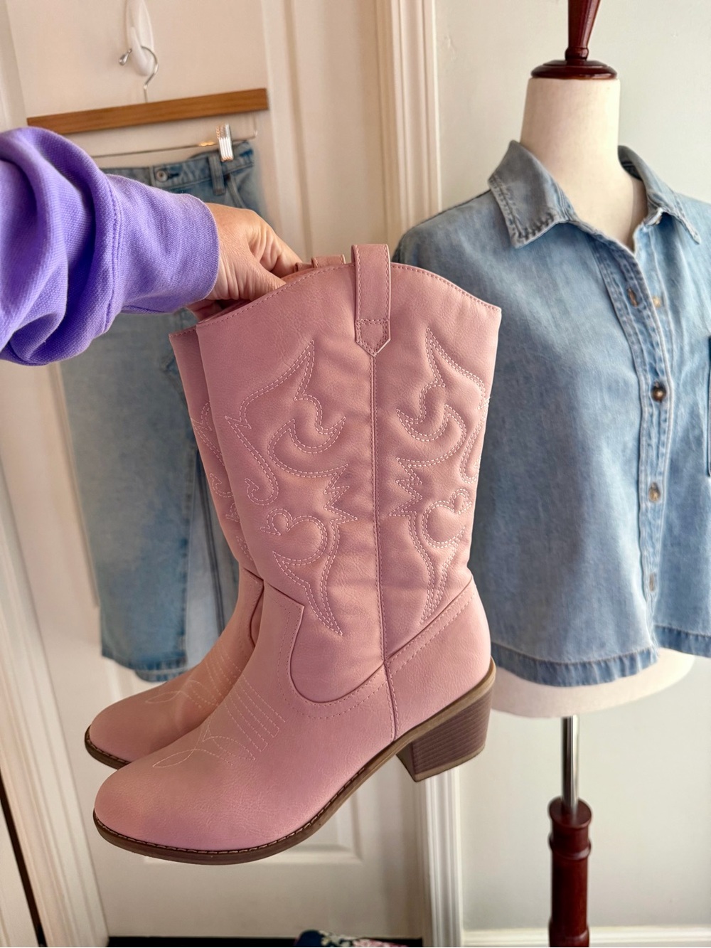 Women’s Western Cowboy Mid-Calf Boots in Pink